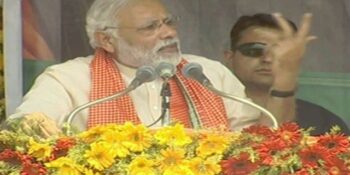 Mindful of thrashing, SP-BSP at one another's throats: PM Modi in Mirzapur